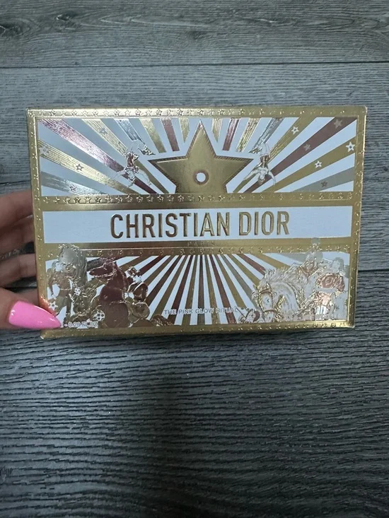 NIB - Dior Metallic Gold Woven Cosmetic Case set with lip products - Picture 8 of 10